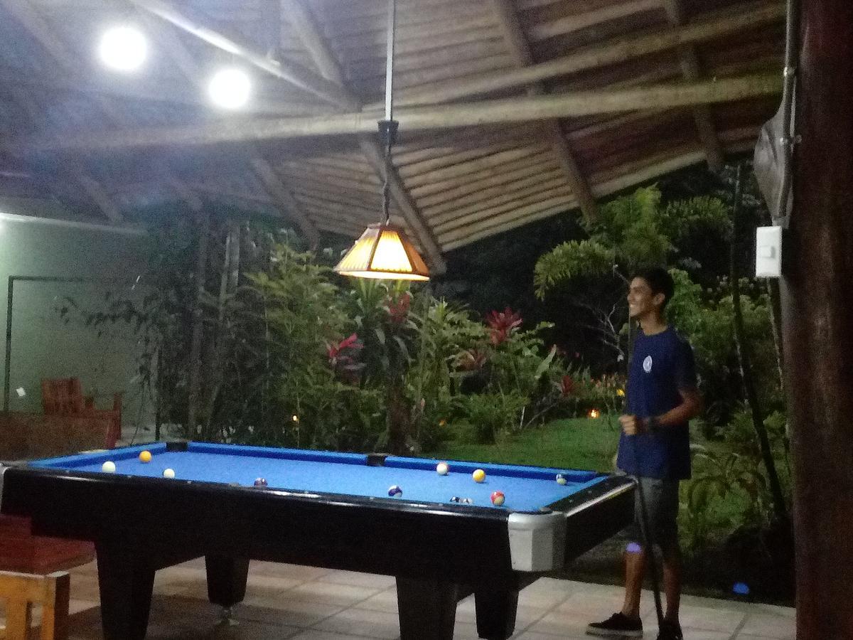 Manuel Antonio Hostel Resort ภายนอก รูปภาพ
