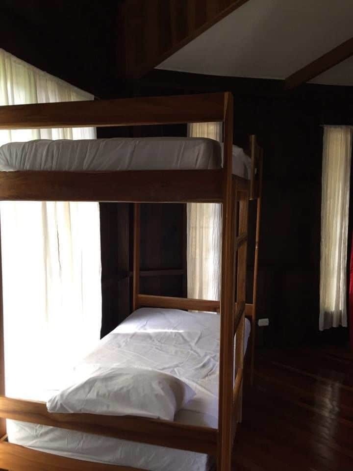 Manuel Antonio Hostel Resort ภายนอก รูปภาพ